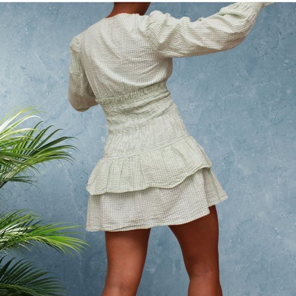 Gingham print tiered ruffle hem mini dress- size 6 - Picture 5 of 5